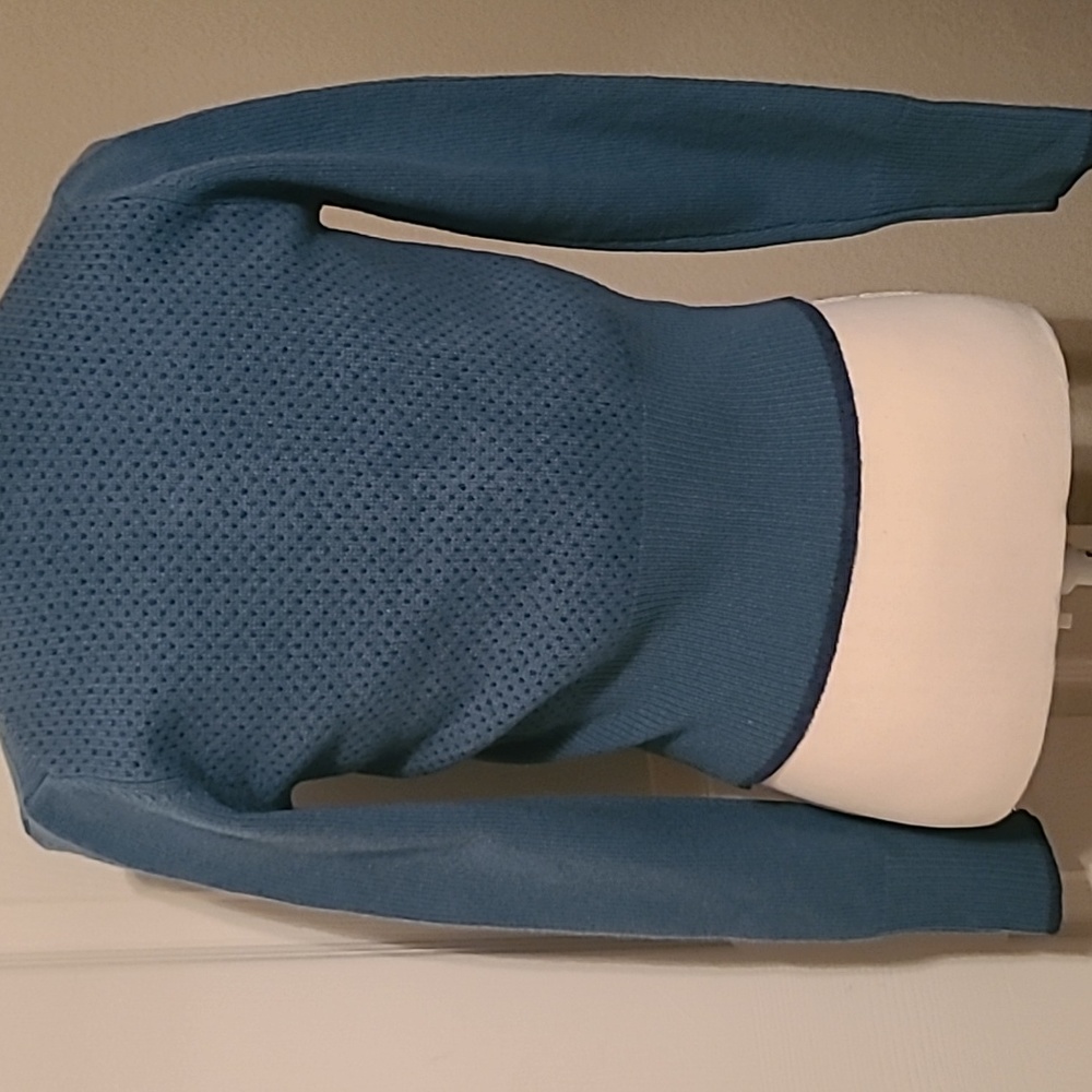 Brooks Brothers - Picture 6 of 6